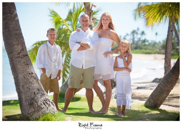 Family Photographer near Kahala Hotel & Resort Oahu Hawaii