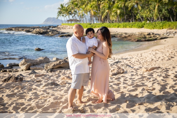 Family photographer in Kapolei Oahu