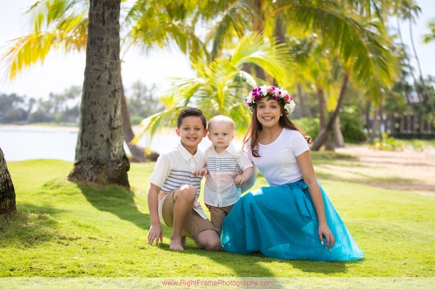 Beach family portraits Hawaii
